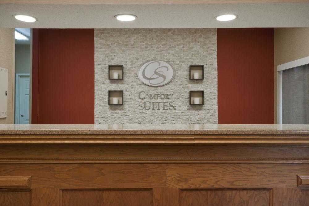 Comfort Suites Keeneland Lexington Bagian luar foto