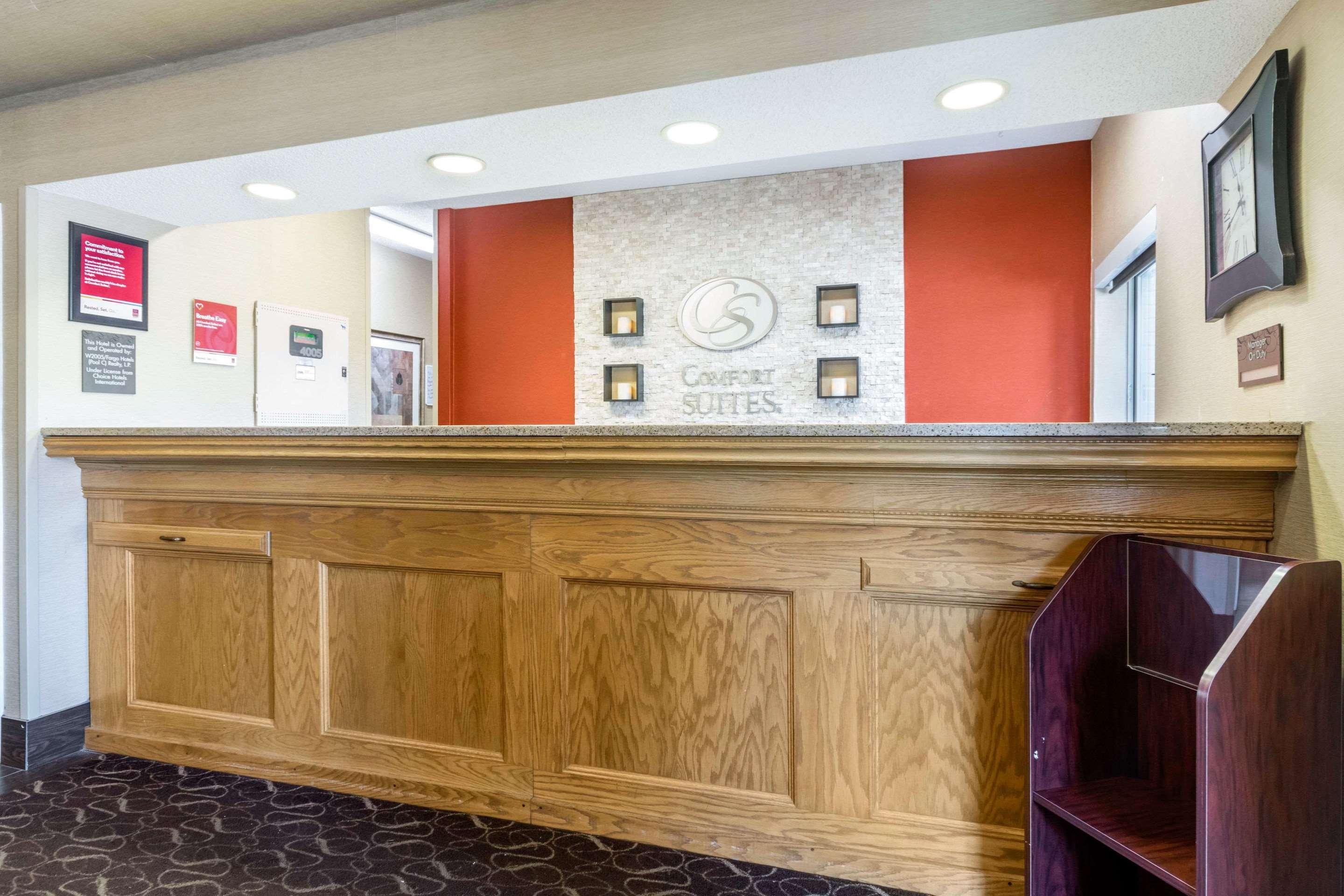 Comfort Suites Keeneland Lexington Bagian luar foto