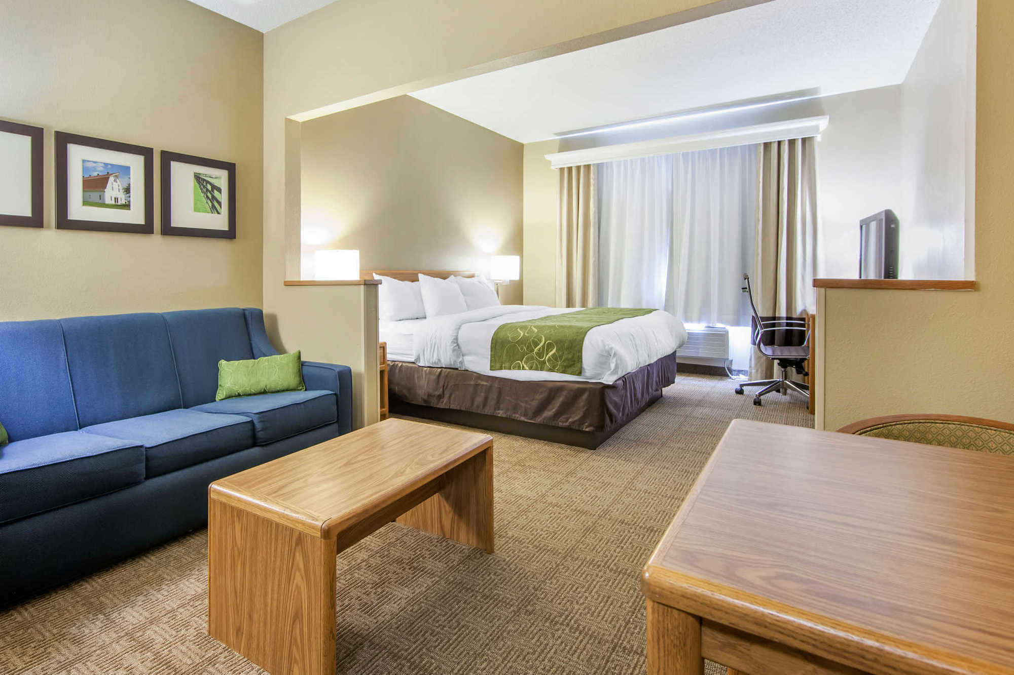 Comfort Suites Keeneland Lexington Ruang foto